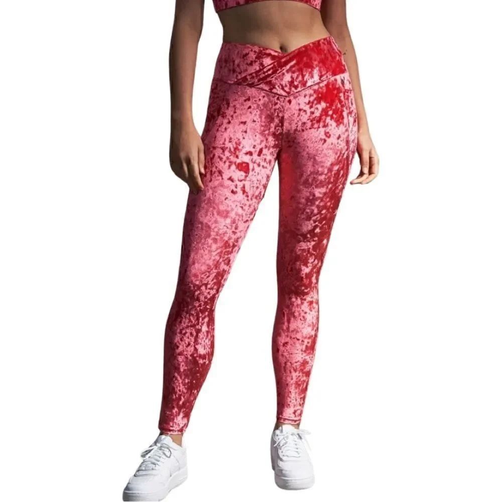 NWTs Fabletics Crushed Velour Crossover Leggings Size Medium